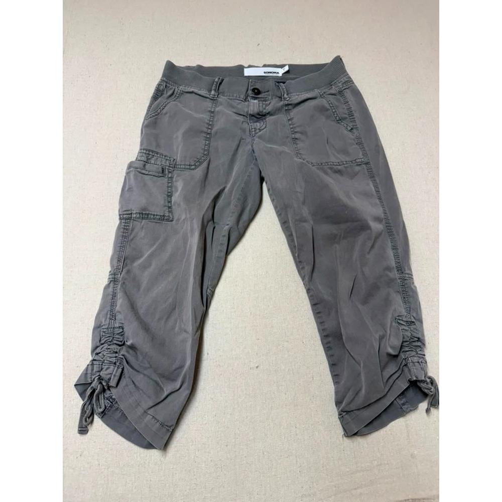 Sonoma Goods For Life Women's Gray Cargo Capri Pants Size 2 Cropped [A33]